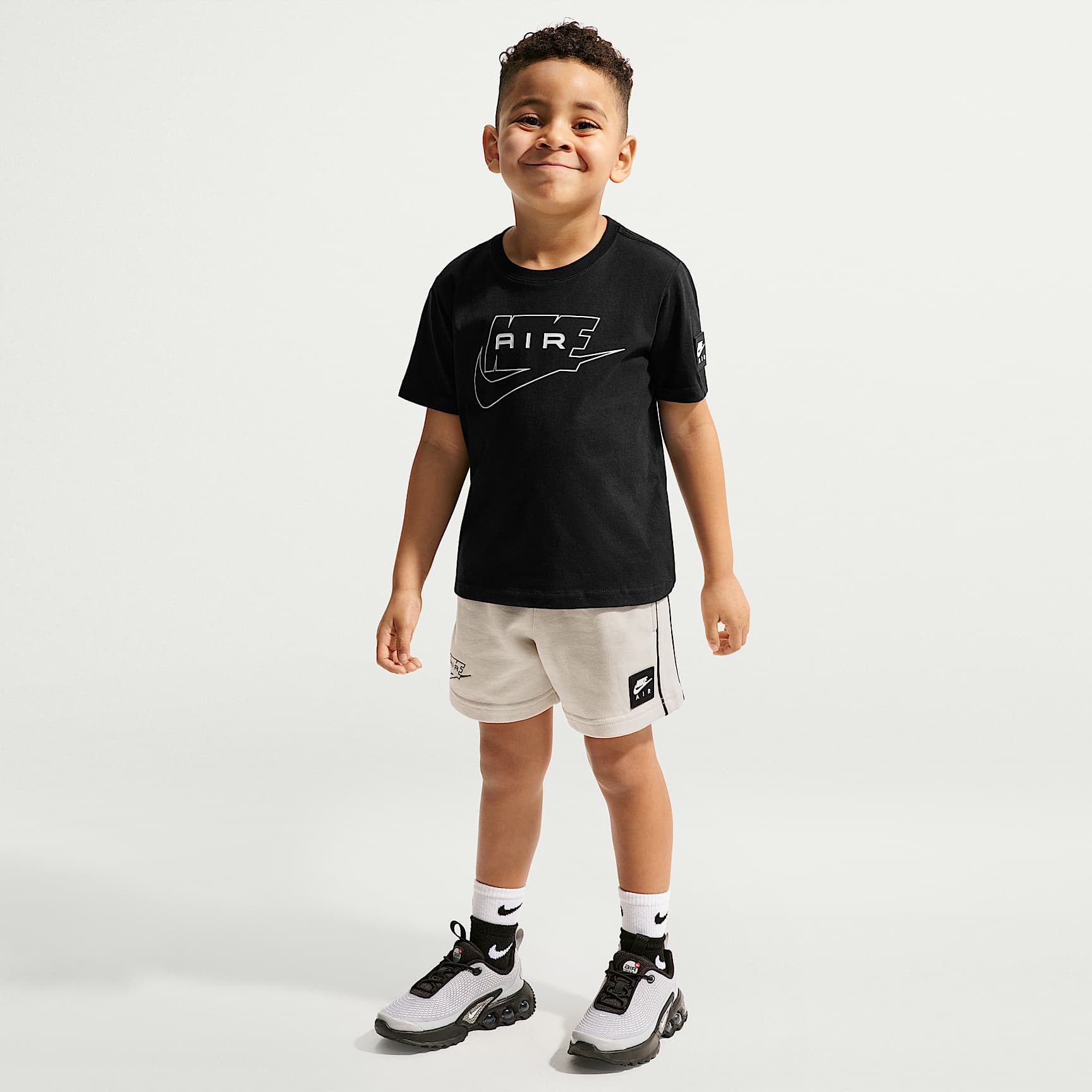 Nike Air Little Kids' 2-Piece French Terry Shorts Set. Nike.com